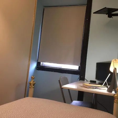 Friendly Arroios Homestay Lisbon